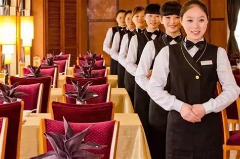 餐飲服務(wù)質(zhì)量提升指南 深入解讀管理三要素